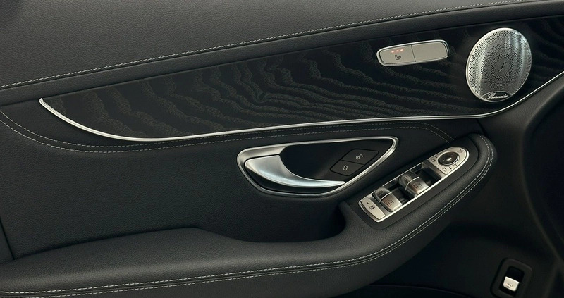 Mercedes-Benz GLC cena 159900 przebieg: 155464, rok produkcji 2017 z Tarczyn małe 781